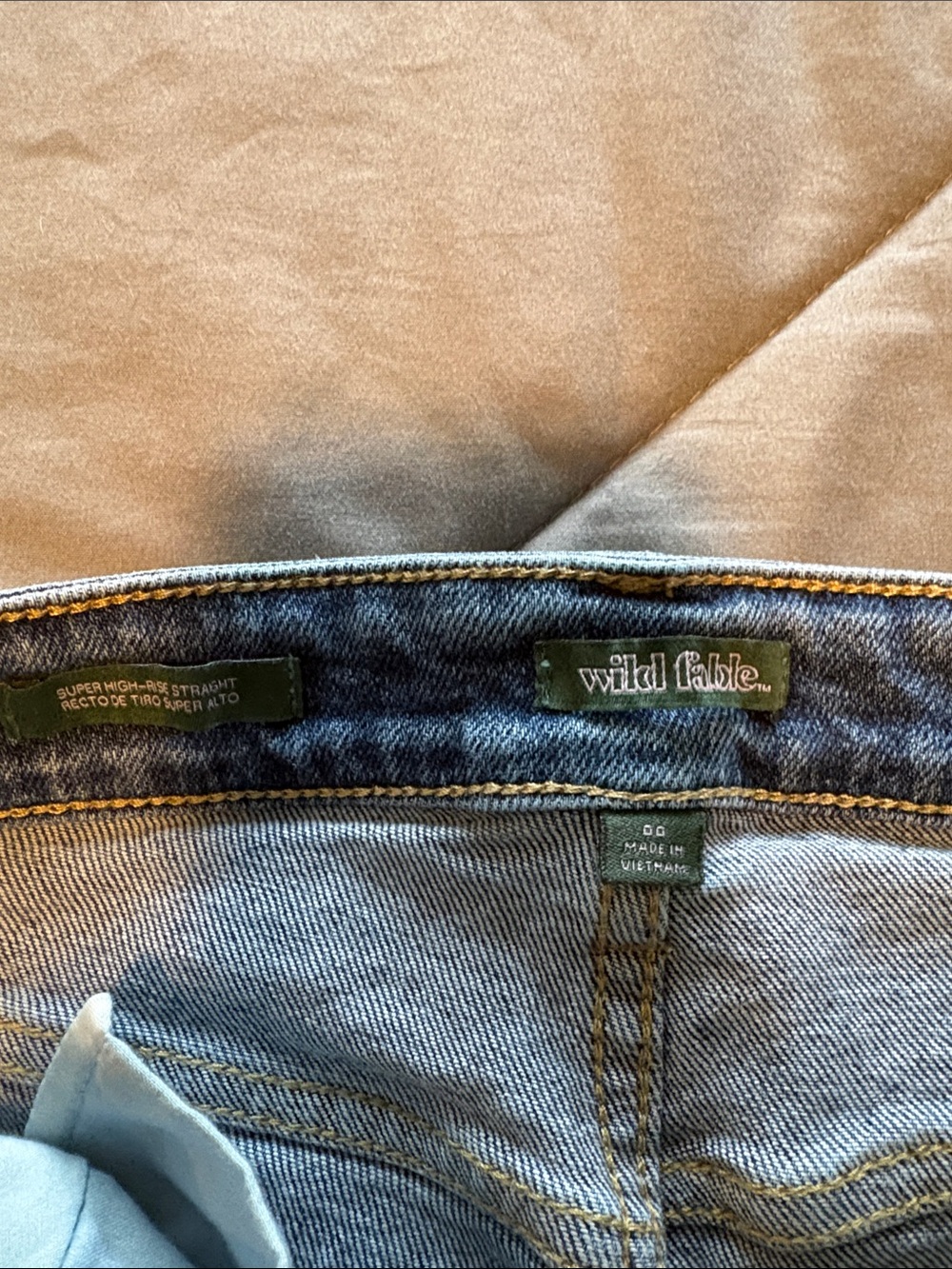 Blue Distressed Jeans - Picture 3 of 3